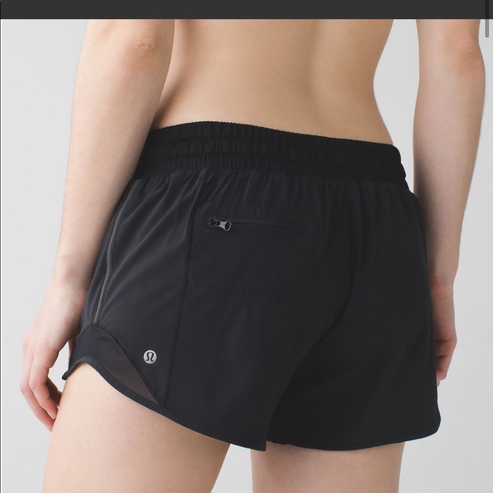❗️LAST CHANCE❗️Lululemon hotty hot shorts, long*